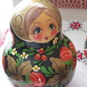 NESTING DOLL'S, AMAZING DESIGN AND HAND MADE PAINTING, NEW